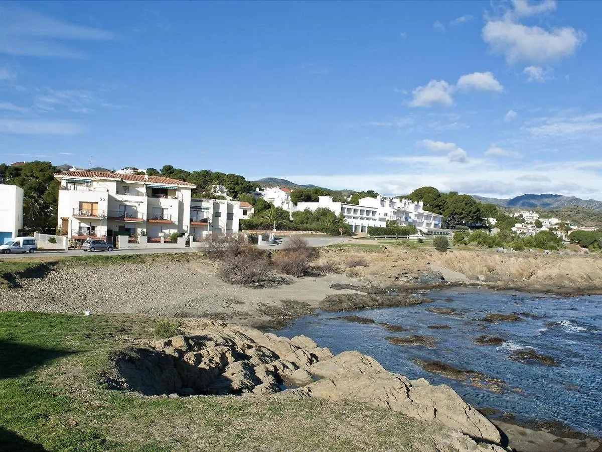 Apartamento Luminoso En 1ª Linea De Mar Con Terraza Y Vistas, Cerca De Playas Y Comercios. - Es-228-36 Llanca Apartment
